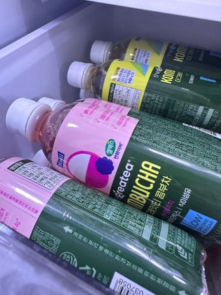더그레잇티 콤부차 [매일유업] 더그레잇티 44kcal 콤부차 300ml *12개입 (오리지널 6개+베리리치 6개) — 5점을 준 리뷰어가 2023년 7월 올린 사용 사진