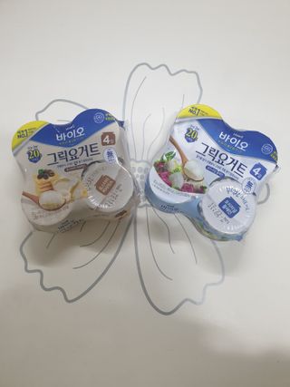 매일바이오 그릭요거트 오리지널 플레인 4개, 로스터리 커피믹스 4개 — 5점을 준 리뷰어가 2021년 12월 올린 사용 사진