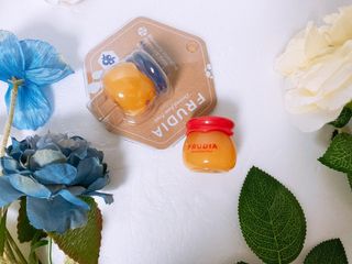 [후르디아] 올리브영 꿀과즙 립밤 2종 (블루베리/석류) — 5점을 준 리뷰어가 2022년 11월 올린 사용 사진