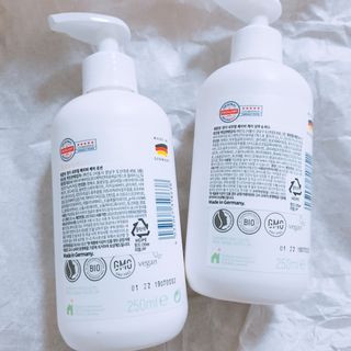 mom e 맘이 내추럴 베이비 케어 샴푸앤바스+로션 — 5점을 준 리뷰어가 2021년 1월 올린 사용 사진