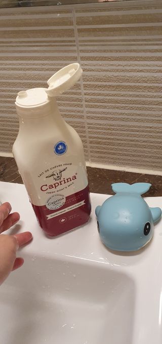 카프리나 프레쉬 산양밀크 어메이징 바디워시 500ml(오리지널향) — 5점을 준 리뷰어가 2023년 4월 올린 사용 사진