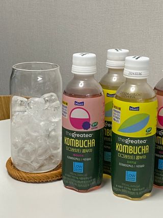 더그레잇티 콤부차 [매일유업] 더그레잇티 44kcal 콤부차 300ml *12개입 (오리지널 6개+베리리치 6개) — 5점을 준 리뷰어가 2023년 8월 올린 사용 사진