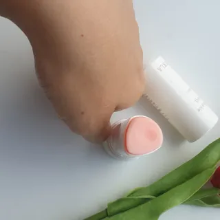 트윙클라 안티링클 샤이닝 멀티밤 — 5점을 준 리뷰어가 2022년 7월 올린 사용 사진
