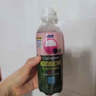 더그레잇티 콤부차 [매일유업] 더그레잇티 44kcal 콤부차 300ml *12개입 (오리지널 6개+베리리치 6개) — 5점을 준 리뷰어가 2023년 7월 올린 사용 사진