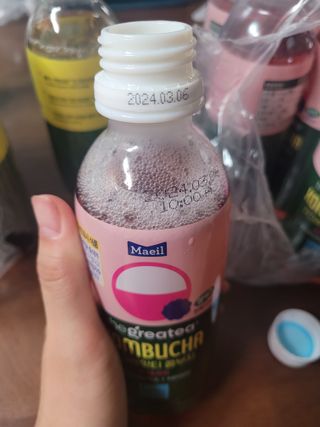 더그레잇티 콤부차 [매일유업] 더그레잇티 44kcal 콤부차 300ml *12개입 (오리지널 6개+베리리치 6개) — 5점을 준 리뷰어가 2023년 7월 올린 사용 사진