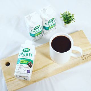 셀렉스스포츠 셀렉스 스포츠 웨이 프로틴 초콜릿 _ 330ml x 12팩 — 5점을 준 리뷰어가 2021년 5월 올린 사용 사진