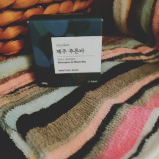 제주인디 제주 푸른바 폴리인디고 샴푸&워시 — 4점을 준 리뷰어가 2021년 12월 올린 사용 사진