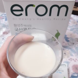 이롬 erom 황성주박사의 국산콩 두유 검은콩 고칼슘 — 5점을 준 리뷰어가 2020년 12월 올린 사용 사진