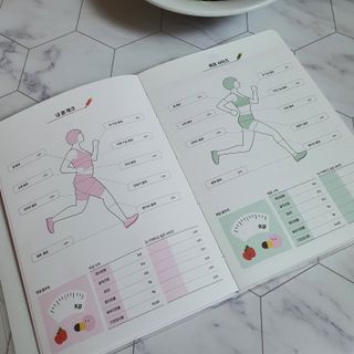 리훈 하밍이와 함께하는 숨은라인찾기 다이어트 플래너 — 5점을 준 리뷰어가 2021년 5월 올린 사용 사진