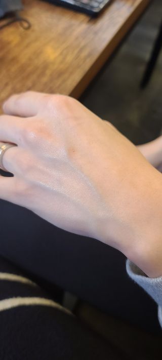 Dr.느루벗 느루벗 옴므 토탈 케어 올인원 118ml 남자 남성 스킨 로션 에센스 크림 화장품 — 5점을 준 리뷰어가 2021년 3월 올린 사용 사진