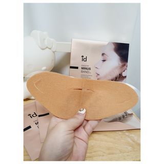 아이디플라코스메틱 아이디 페이스핏 마이너스 밴드 v2 — 4점을 준 리뷰어가 2021년 6월 올린 사용 사진