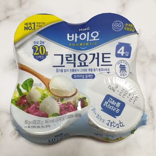 매일바이오 그릭요거트 오리지널 플레인 4개, 로스터리 커피믹스 4개 — 5점을 준 리뷰어가 2021년 12월 올린 사용 사진