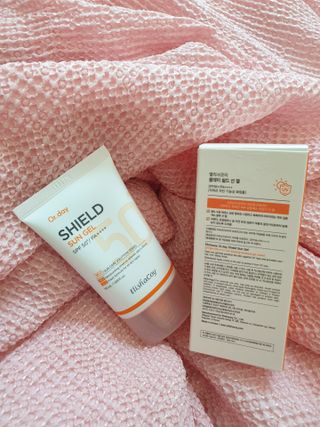 엘리샤코이 올데이 쉴드 선젤 — 5점을 준 리뷰어가 2021년 6월 올린 사용 사진