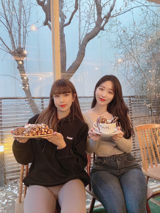 카페 더달달 [더달달 역삼점] 빙수 or 와플 or 팬케이크 택1 + 쇼콜라 택1 + 음료2 — 5점을 준 리뷰어가 2021년 3월 올린 사용 사진