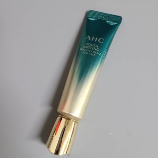 [NEW 탄력유턴 아이크림] AHC 유스 래스팅 리얼 아이크림 포 페이스 — 5점을 준 리뷰어가 2021년 3월 올린 사용 사진