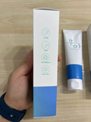 [심폐소생소] 무불소 임산부 천연 치약 — 3.5점을 준 리뷰어가 2021년 10월 올린 사용 사진