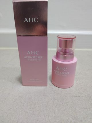 AHC 아우라 시크릿 톤업 벨벳 — 4점을 준 리뷰어가 2021년 4월 올린 사용 사진