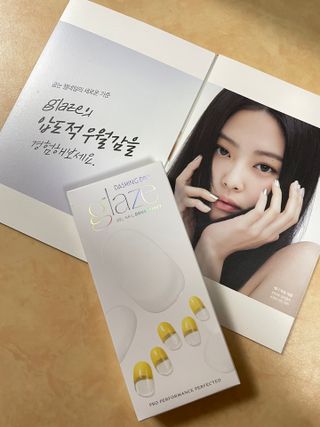 데싱디바 글레이즈 젤네일 스프링 프렌치 네일_5종 중 택 1 — 5점을 준 리뷰어가 2021년 9월 올린 사용 사진