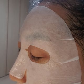 방방곳곳 편림초 수분진정 화이트닝 마스크팩 — 5점을 준 리뷰어가 2022년 10월 올린 사용 사진