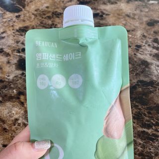 [뷰캔] 건강한 식사대용 앰퍼샌드 단백질 쉐이크 초코&말차 50g — 4.5점을 준 리뷰어가 2022년 6월 올린 사용 사진