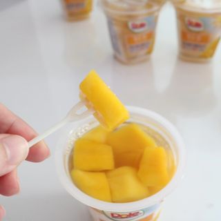 돌 MF[Dole] 파인애플컵/망고컵/복숭아컵 198g 6입X1박스 (맛 1가지 랜덤 발송) — 5점을 준 리뷰어가 2024년 5월 올린 사용 사진