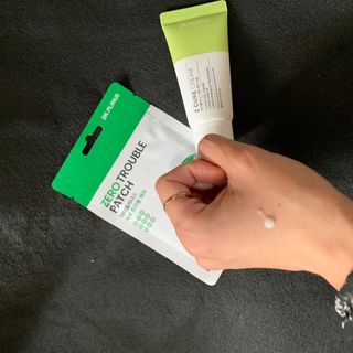 닥터플리너스 제트 큐어 크림 30ml + 제로 트러블 패치 9EA — 5점을 준 리뷰어가 2022년 4월 올린 사용 사진