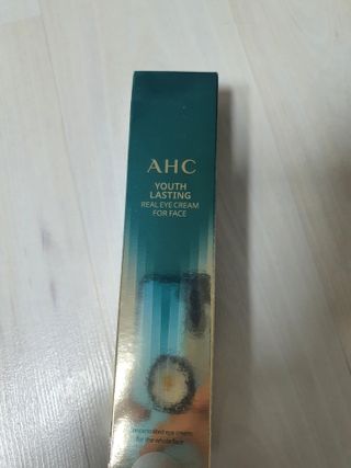 [NEW 탄력유턴 아이크림] AHC 유스 래스팅 리얼 아이크림 포 페이스 — 5점을 준 리뷰어가 2021년 3월 올린 사용 사진