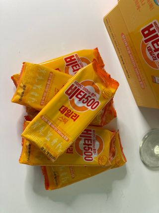 광동생활건강 [광동] 비타500데일리스틱 70포+쇼핑백+구미3개 — 5점을 준 리뷰어가 2022년 1월 올린 사용 사진