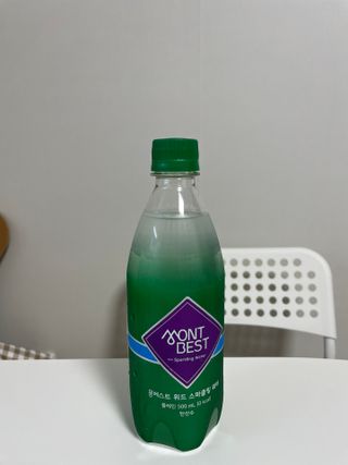 몽베스트 Montbest with Sparkling water Plain 20병 — 5점을 준 리뷰어가 2022년 8월 올린 사용 사진