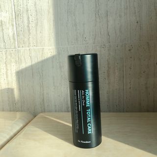 Dr.느루벗 느루벗 옴므 토탈 케어 올인원 118ml 남자 남성 스킨 로션 에센스 크림 화장품 — 4점을 준 리뷰어가 2021년 3월 올린 사용 사진