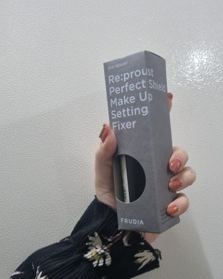 [후르디아] 묻어남NO 비건 메이크업 픽서 — 5점을 준 리뷰어가 2021년 10월 올린 사용 사진