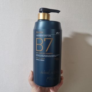 [포레스트스토리] 탈모증상완화 샴푸 1,000ml — 5점을 준 리뷰어가 2022년 3월 올린 사용 사진