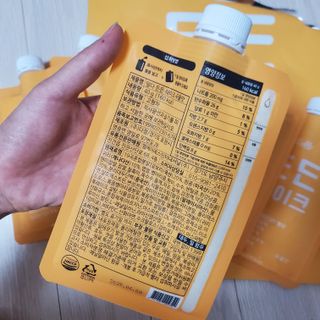 [덜다] 든든 식물성 단백질 쉐이크 40g X 7입 (곡물/딸기) — 5점을 준 리뷰어가 2023년 8월 올린 사용 사진