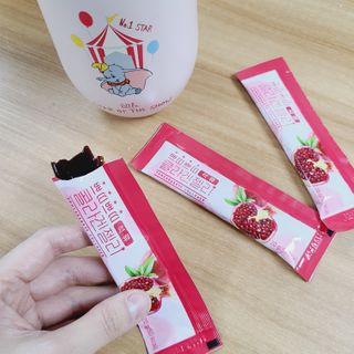헬스업_쁘띠쁘띠석류콜라겐젤리_20g x 14포 — 5점을 준 리뷰어가 2021년 2월 올린 사용 사진