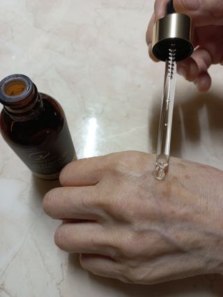 오투에니원 갈락토미세스 비타민 C 더블 브라이트닝 세럼 50ml — 4.5점을 준 리뷰어가 2023년 1월 올린 사용 사진