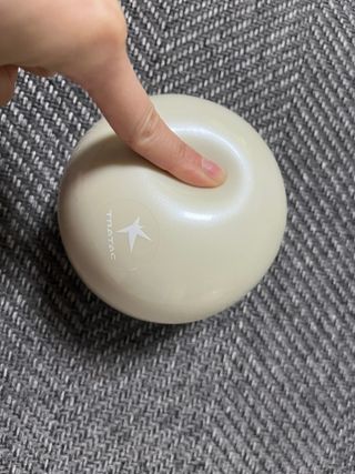 트라택 쿠셔닝 웨이트볼 0.5kg + 1kg SET — 5점을 준 리뷰어가 2022년 4월 올린 사용 사진