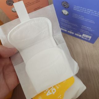 에어퀸 뉴브레스 유기농 생리대 4종 (팬티라이너 20P + 중형 10P + 대형 10P + 오버나이트 8P)_체험단 — 5점을 준 리뷰어가 2024년 8월 올린 사용 사진