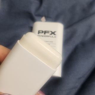 파워풀엑스 나우 / PFX 데오스틱 (언타이틀드 / 블루밍모멘트 / 젠틀브리즈) 1차 [언타이틀드] — 5점을 준 리뷰어가 2024년 6월 올린 사용 사진