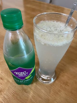 몽베스트 Montbest with Sparkling water Lime20병 — 5점을 준 리뷰어가 2022년 7월 올린 사용 사진