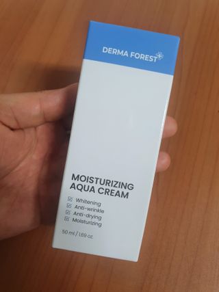 더마포레스트 모이스처라이징 아쿠아크림 / 수분크림 히알루론산 펩타이드 보습 미백 주름개선 — 5점을 준 리뷰어가 2021년 7월 올린 사용 사진