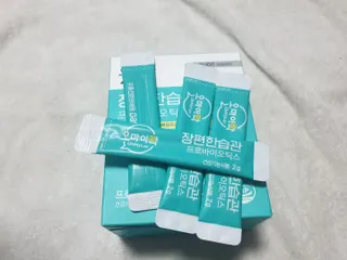 [유산균] 오마이락 장편한습관 프로바이오틱스 30P — 4점을 준 리뷰어가 2022년 11월 올린 사용 사진