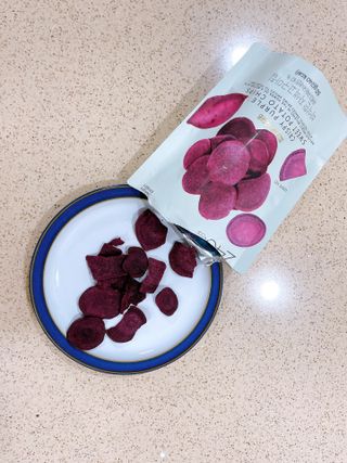 딜라이트 프로젝트 바삭한 원물칩 3종 고구마칩, 자색고구마칩, 느타리버섯칩 [총 6봉지] — 5점을 준 리뷰어가 2022년 3월 올린 사용 사진