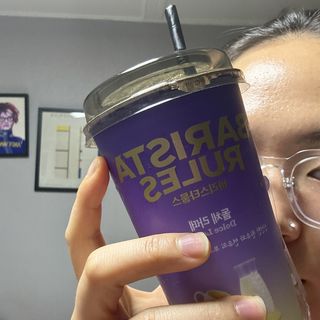 바리스타룰스 돌체 라떼 — 5점을 준 리뷰어가 2023년 4월 올린 사용 사진