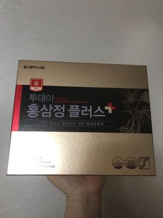 서울약사신협_투데이홍삼정플러스스틱_10g x 30포 — 5점을 준 리뷰어가 2021년 5월 올린 사용 사진