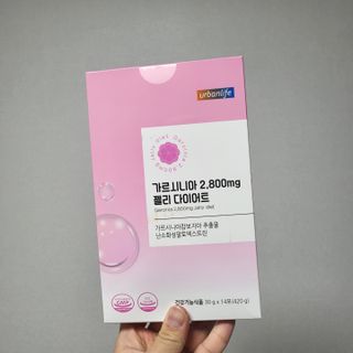 주식회사 얼굴반쪽 [얼굴반쪽 가르시니아 2,800mg] x 14포 1주 젤리 다이어트 보조제 체지방감소 — 5점을 준 리뷰어가 2021년 12월 올린 사용 사진