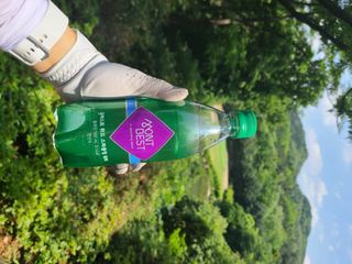 몽베스트 Montbest with Sparkling water Plain 20병 — 5점을 준 리뷰어가 2022년 5월 올린 사용 사진