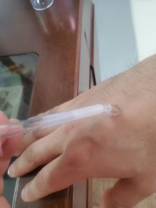 나우 [리브엠] 123억개 엑소좀으로 채운 눈부신 광채, 엑소코어 화이트닝 텐션 앰플 — 5점을 준 리뷰어가 2023년 10월 올린 사용 사진