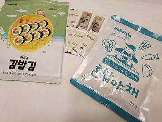해풀잎 누구나 김밥*1ea [(혼합야채 35g *1ea,  김밥김 (5g, 5ea),  양념간장 (6g, 5ea), 참기름(5g, 2ea)] — 5점을 준 리뷰어가 2022년 7월 올린 사용 사진