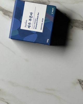 제주인디 제주 푸른바 폴리인디고 샴푸&워시 — 5점을 준 리뷰어가 2021년 12월 올린 사용 사진