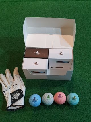 더위치골프(thewitchgolf) 프리미엄 골프 공 더위치골프 매트 펄 컬러의 3피스볼 더위치골프 골프볼 선물세트 — 5점을 준 리뷰어가 2023년 9월 올린 사용 사진